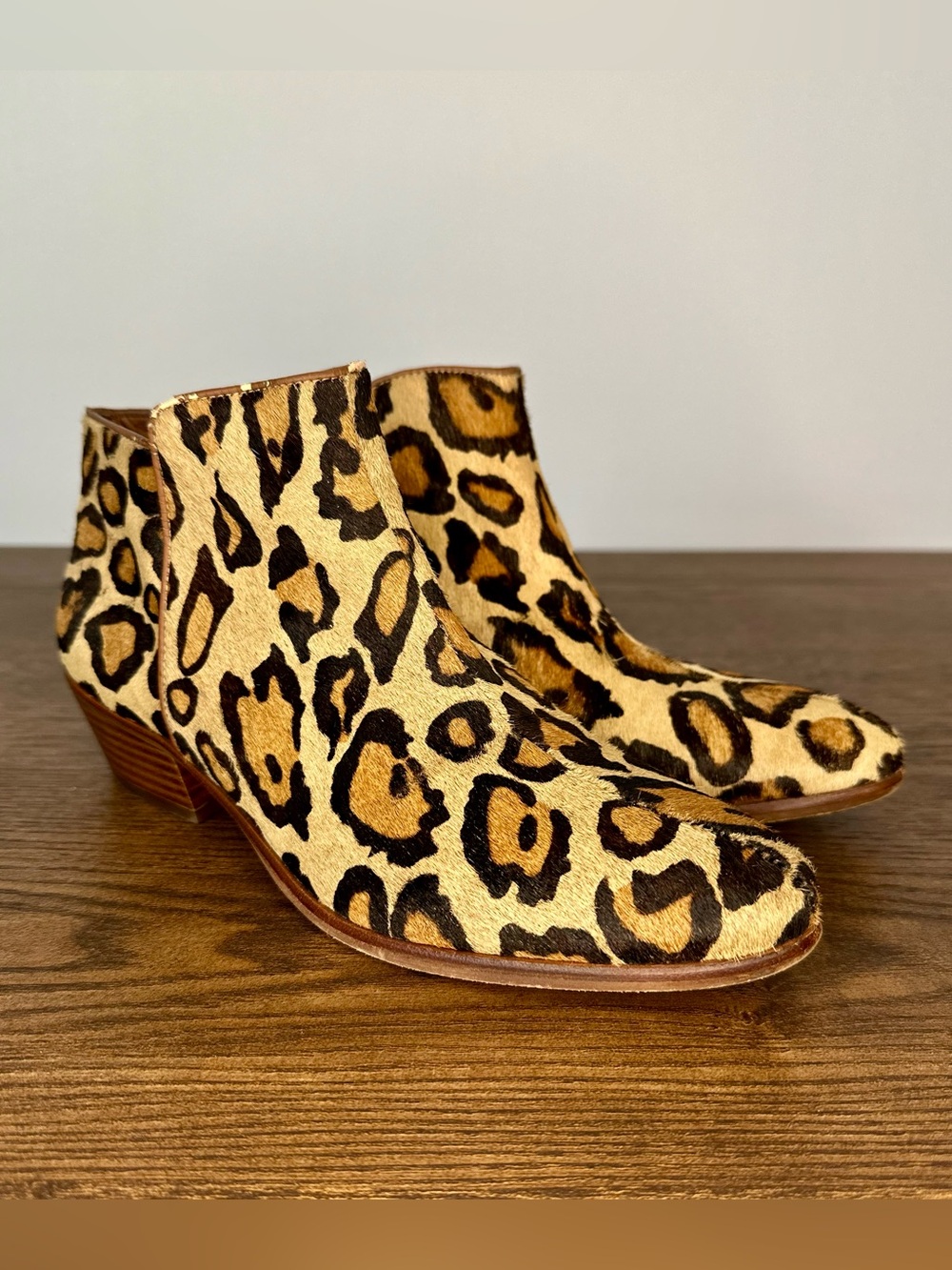 Sam Edelman Petty Leopard Bootie Size 6.5